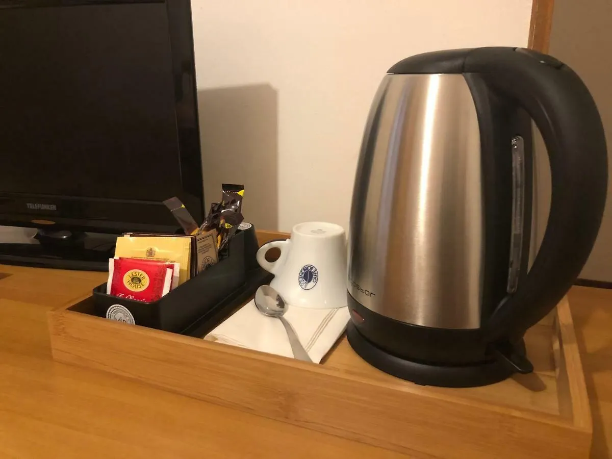Hotel Al Pontesel Garda  Garda (Verona)